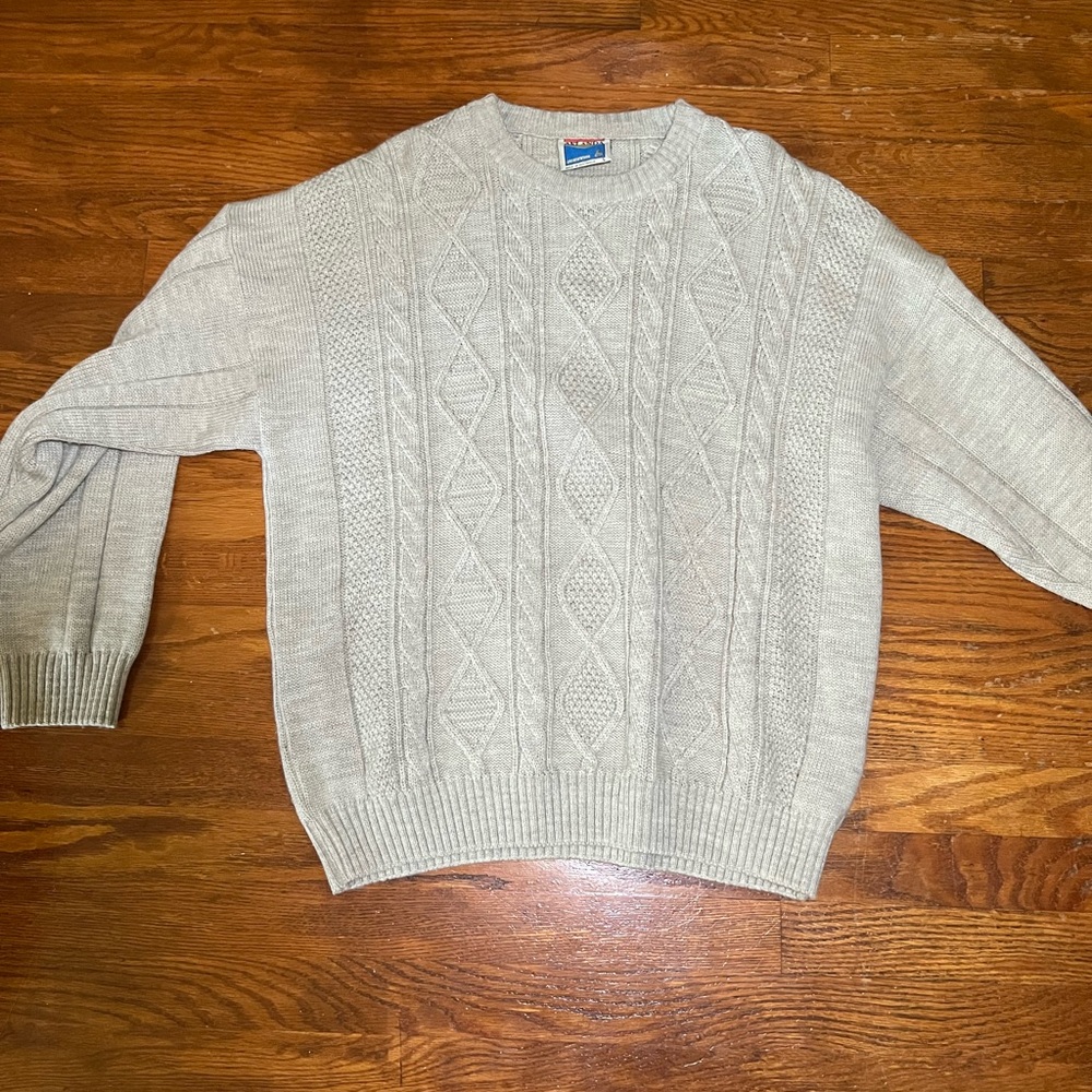 Men's 80’s Aklanda Cable Knit wool Sweater